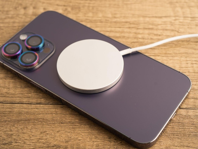 Nabíječka MagSafe: Co to je a jak technologii využít