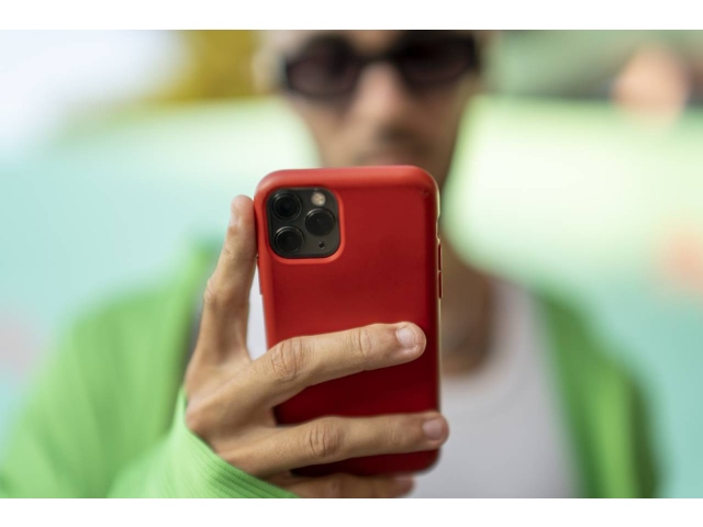 Silikonový, plastový nebo kožený kryt? Srovnání materiálů a jejich výhod