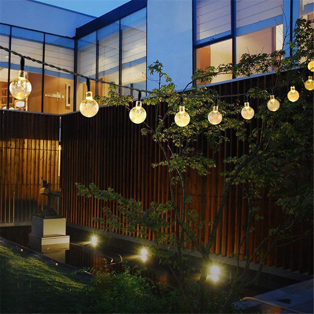 Zahradní solární světelná dekorace s křišťálovým efektem 12 m 100 LED – bílé světlo