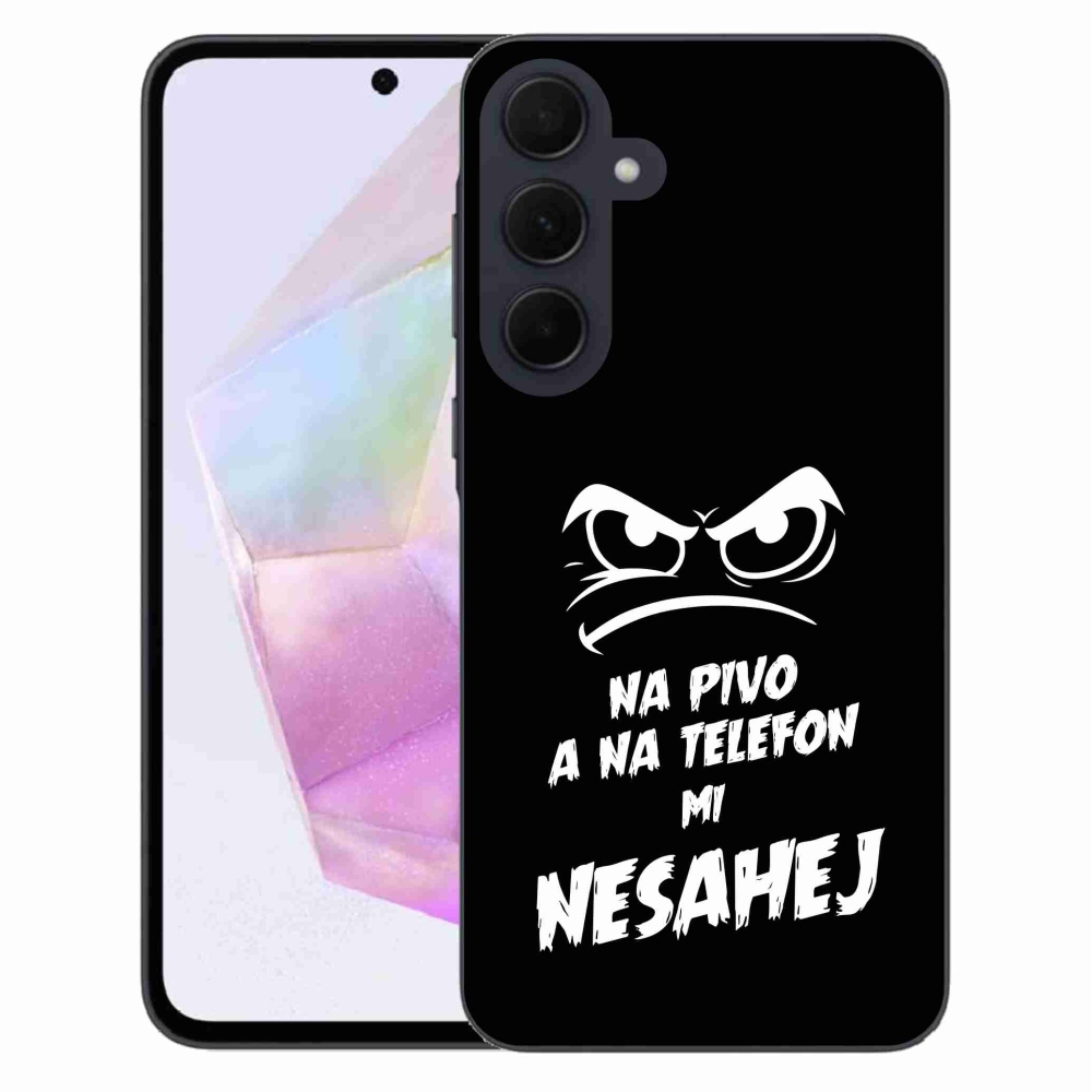 Gelový kryt mmCase na Samsung Galaxy A35 5G - pivní motiv 2 černé pozadí
