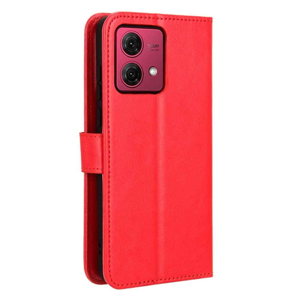 Crazy knížkové pouzdro na Motorola Moto G84 5G - červené