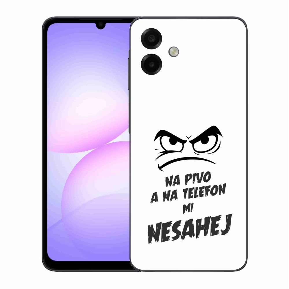 Gelový kryt mmCase na Samsung Galaxy A07 4G - pivní motiv 2 bílé pozadí