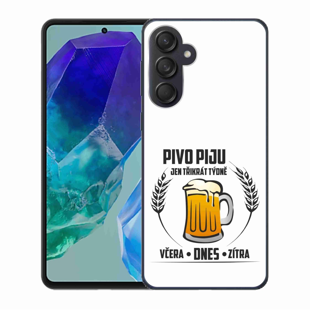 Gelový kryt mmCase na Samsung Galaxy M55 5G - pivní motiv bílé pozadí