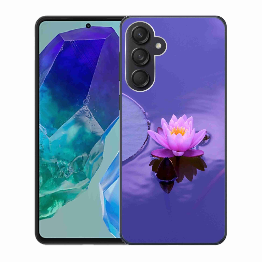Gelový obal mmCase na Samsung Galaxy M55 5G - květ na hladině