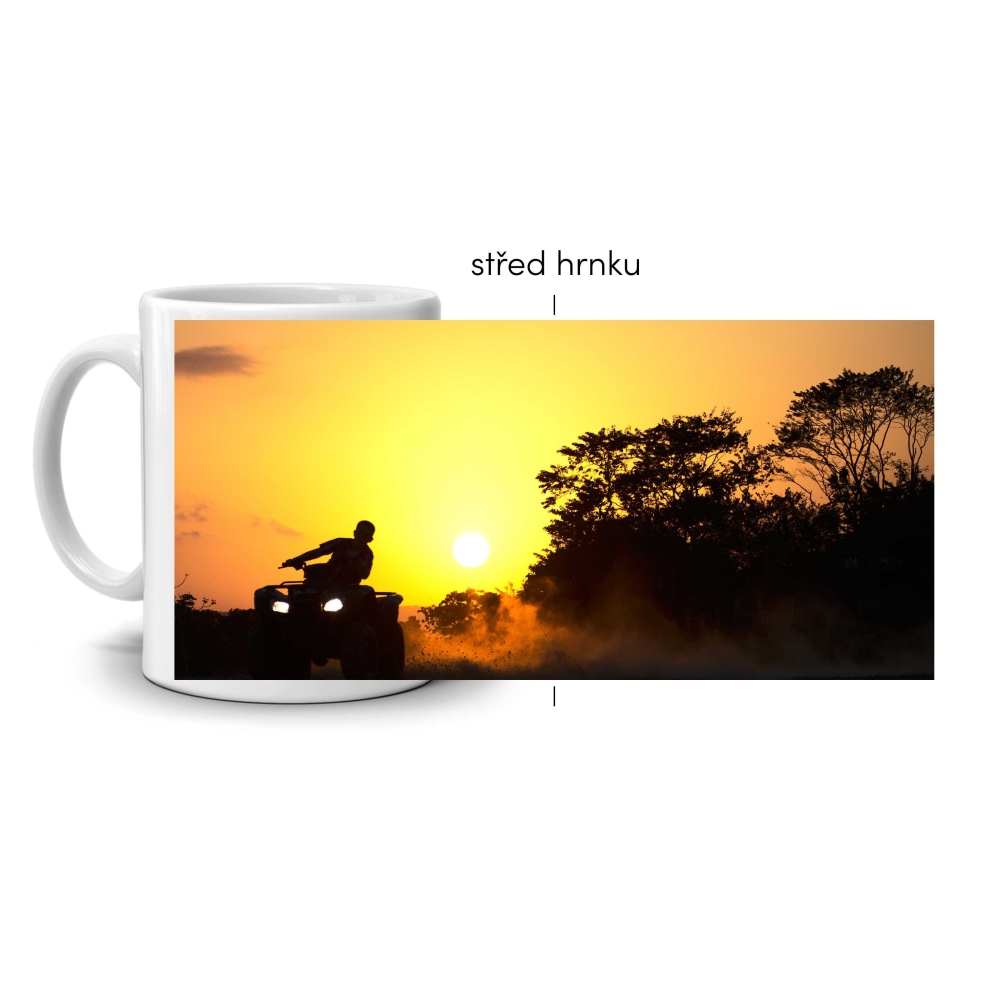 Bílý keramický hrnek 330ml s obrázkem - jízda při západu slunce