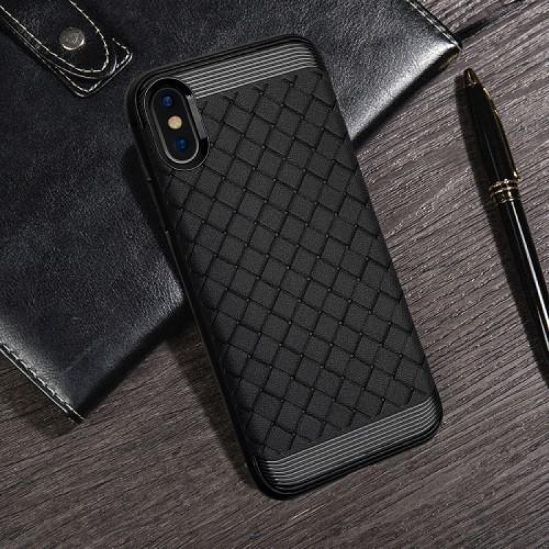 Field gelový obal se vzorem na iPhone X - černý