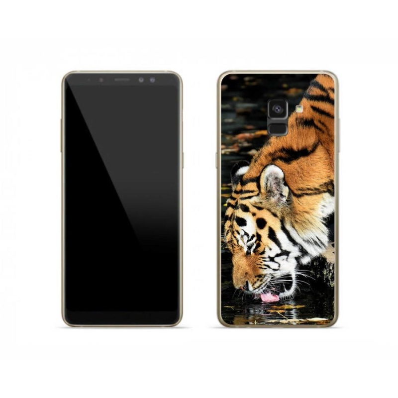 Gelový kryt mmCase na mobil Samsung Galaxy A8 (2018) - žíznivý tygr