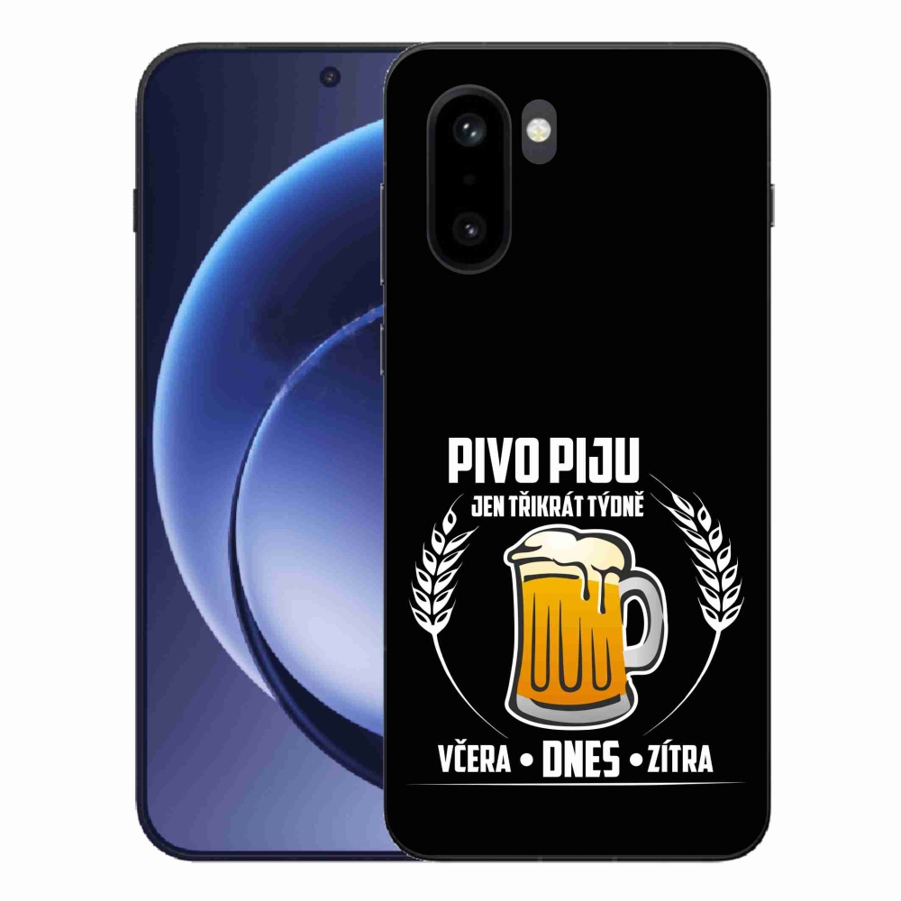 Gelový kryt mmCase na One Plus 15R - pivní motiv černé pozadí