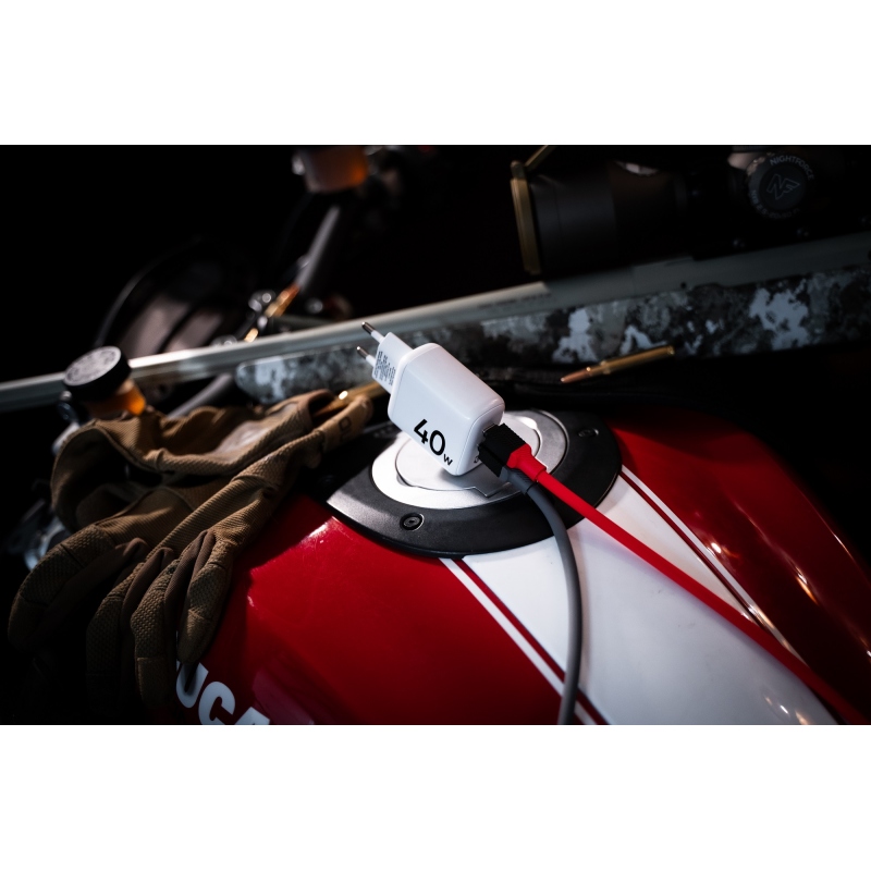 Tactical Base Plug Dual 40W White