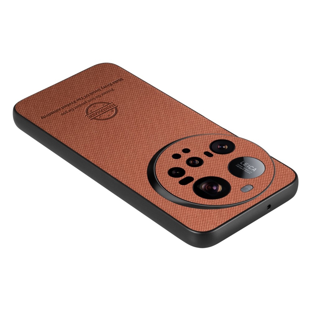 Crafted gelový obal s umělou kůží na Xiaomi 15 Ultra - hnědý