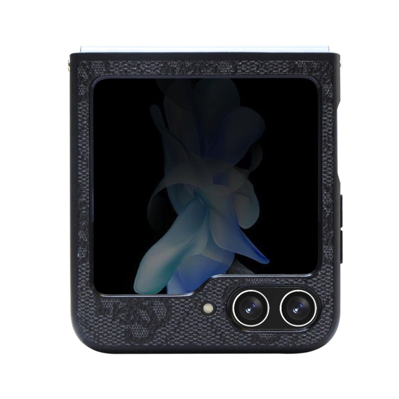 Guess 4G PU Leather Triangle Zadní Kryt pro Samsung Galaxy Z Flip 5 Black