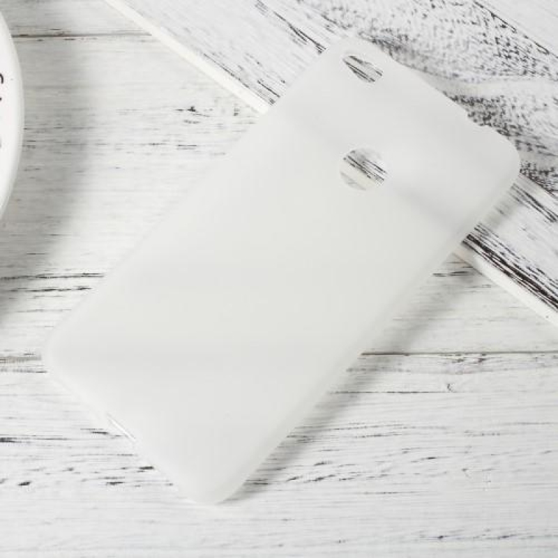 Matný gelový obal na Huawei P9 Lite (2017) - transparentní
