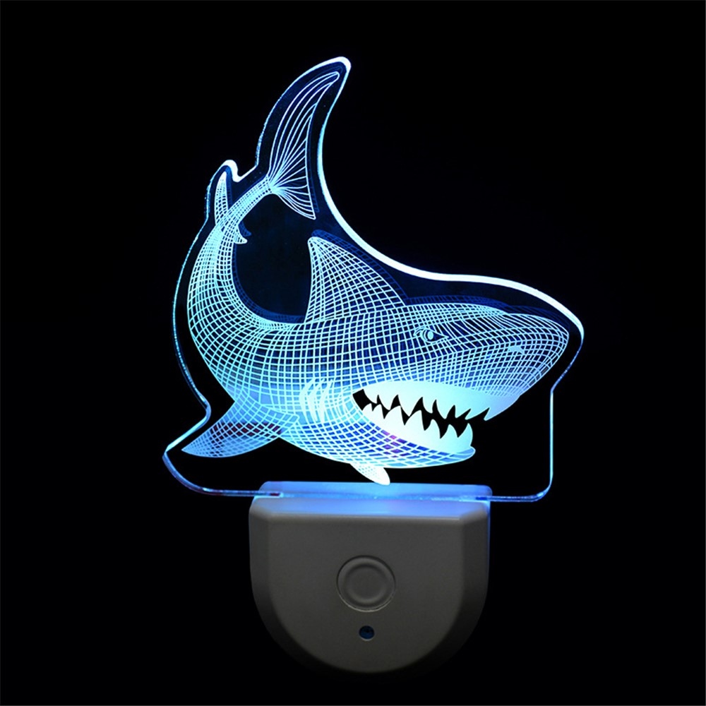 Dětské noční LED světlo do zásuvky se senzorem – žralok