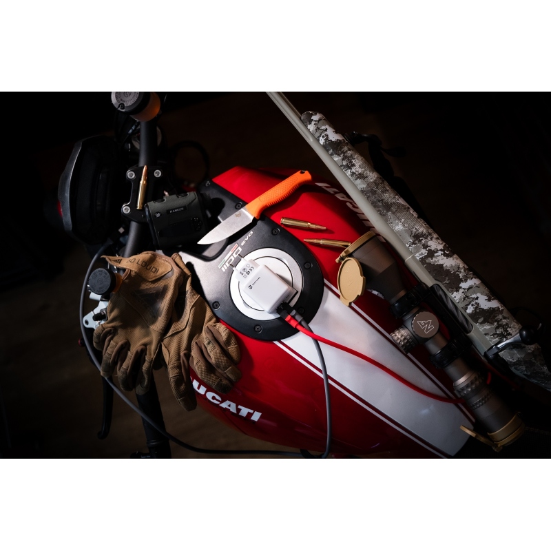 Tactical Base Plug Dual 40W White