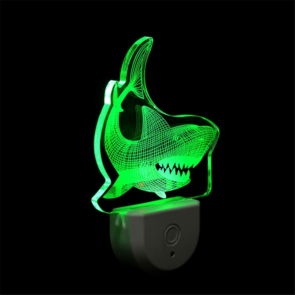 Dětské noční LED světlo do zásuvky se senzorem – žralok
