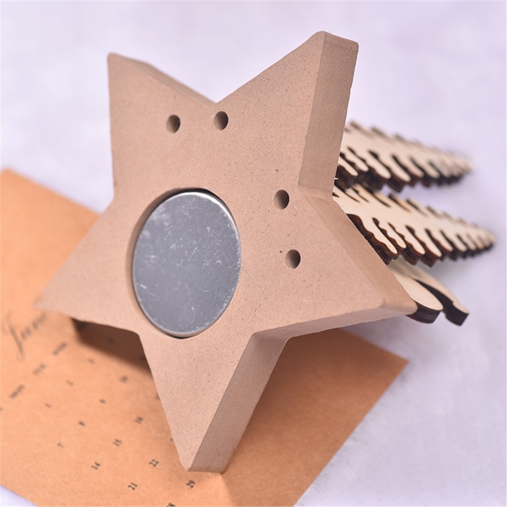 Dekorační vánoční svícen ze dřeva s postavou Santa Clause