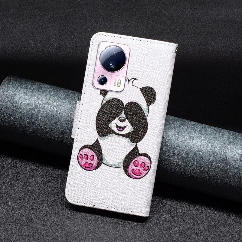 Patte knížkové pouzdro na Xiaomi 13 Lite - roztomilá panda