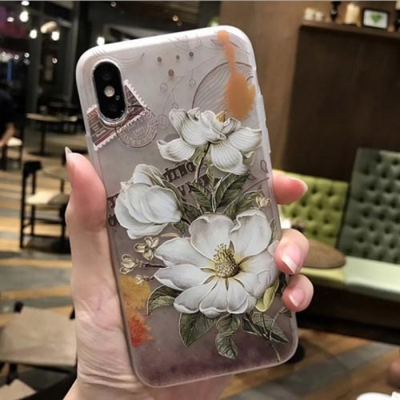 Pretty gelový obal na iPhone X - bílé květy