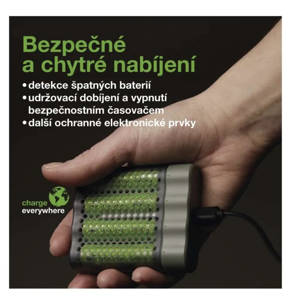 Nabíječka baterií GP Speed M451 + 4× AA ReCyko 2700