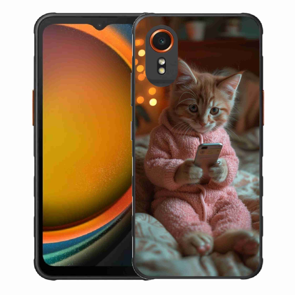 Gelový kryt mmCase na Samsung Galaxy Xcover 7 - kotě s mobilem