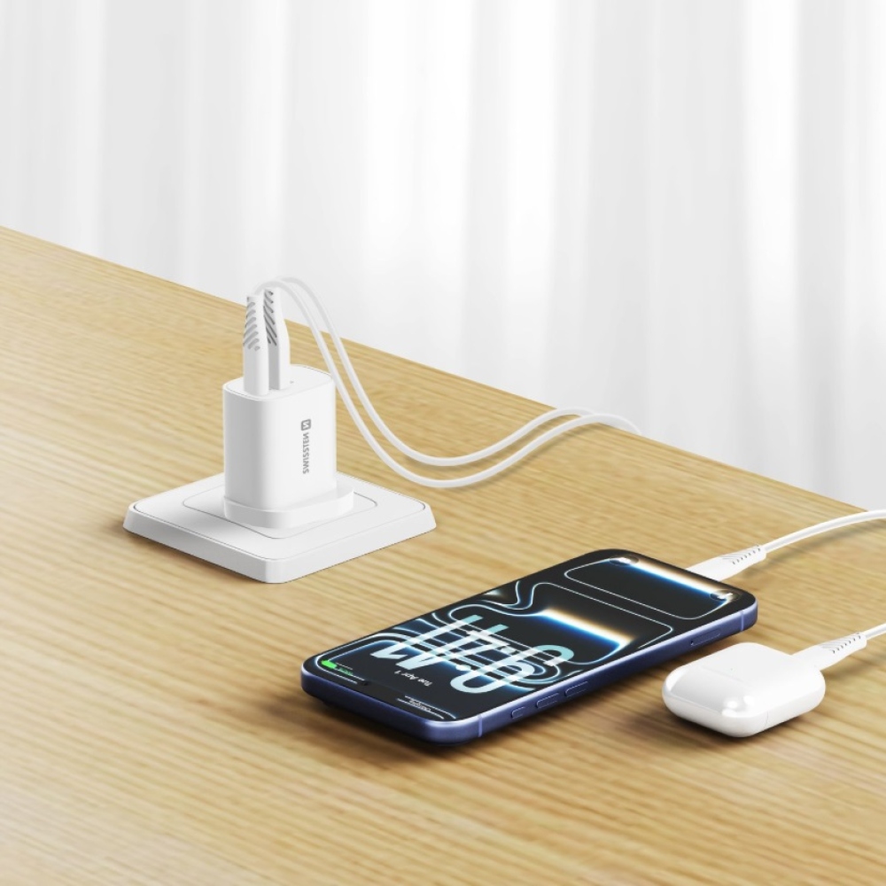 Swissten cestovní adaptér EDGE GaN 1× USB-C PD 20 W + 1× USB-A 18 W QC, pro UK zásuvku - bílý