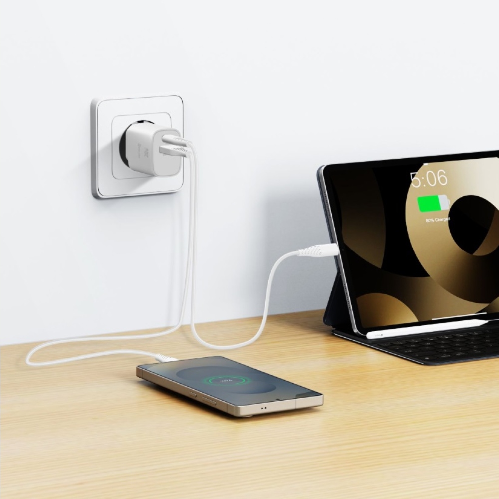 SWISSTEN síťový adaptér edge GaN 1x USB-C PD 20W + 1x USB-A 18W QC - bílý