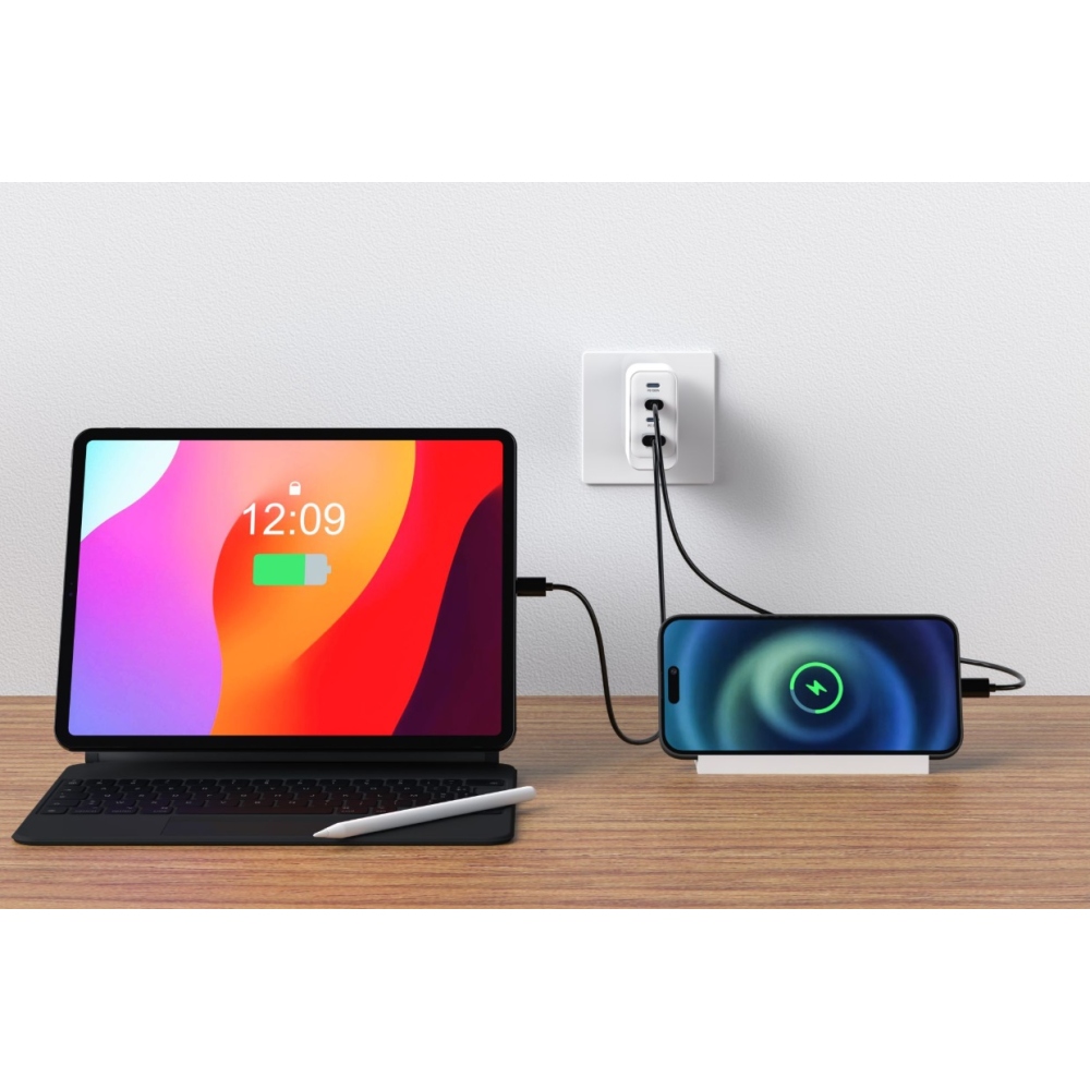 SWISSTEN síťový adaptér edge GaN 2x USB-C PD 100W + 1x USB-C PD 20W + 1x USB-A QC 30W QC - bílý