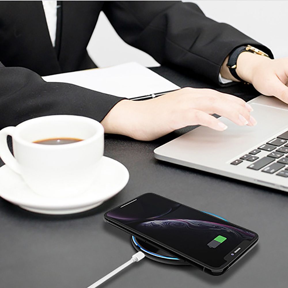 Tech-Protect C1 bezdrátová nabíječka 15W - černá