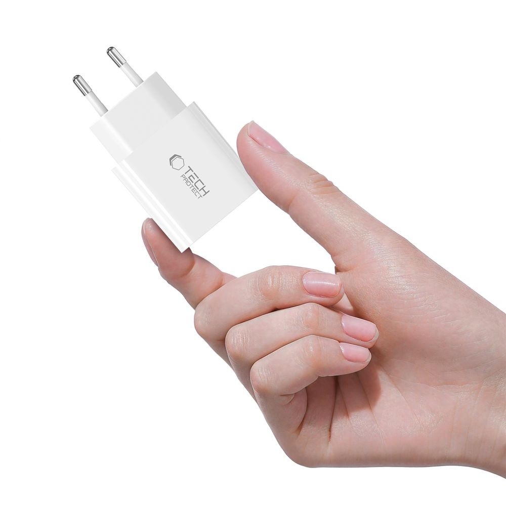 Tech-Protect NC20W síťová nabíječka PD 20W + Lightning/USB-C kabel – bílá