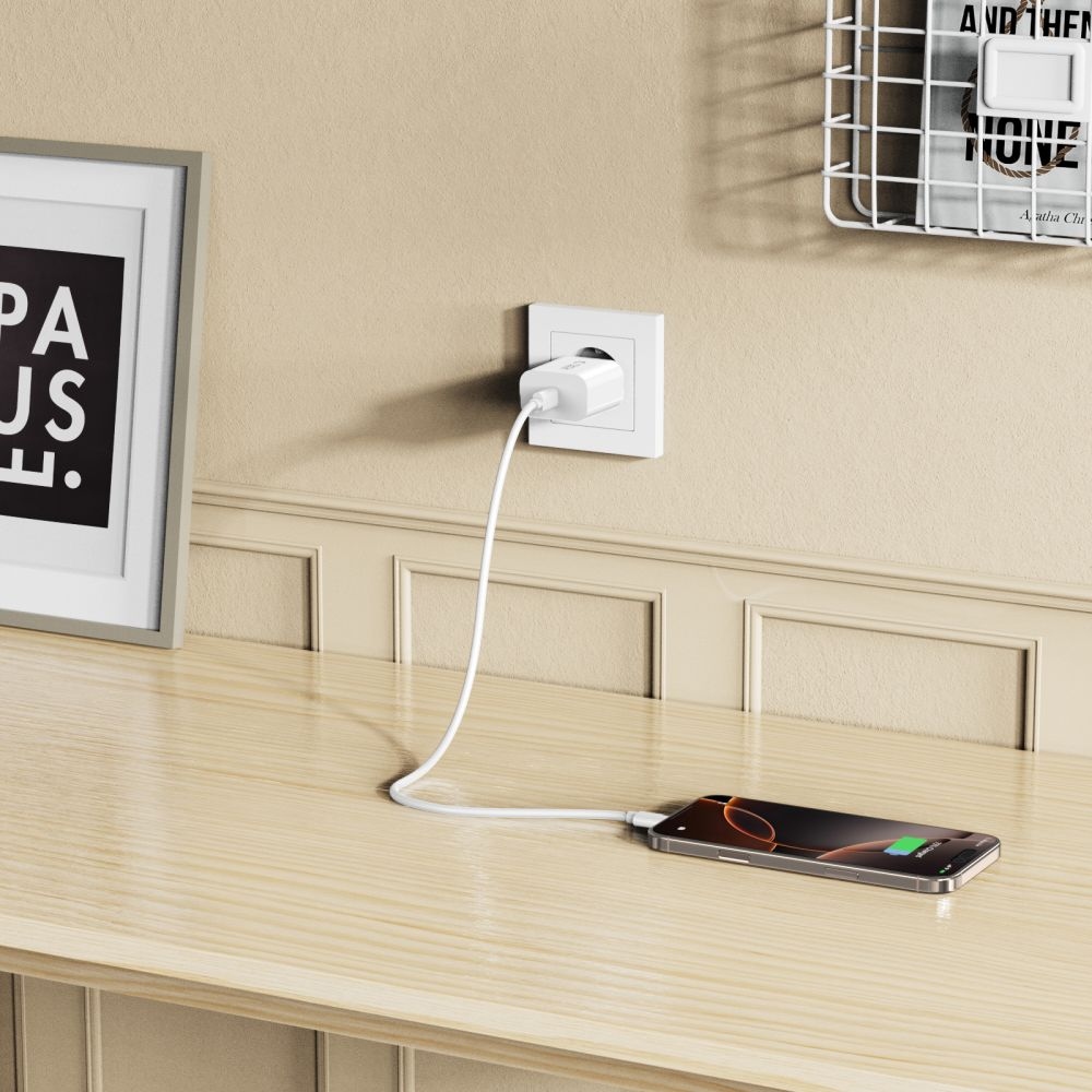 Tech-Protect NC20W síťová nabíječka PD 20W + USB-C/USB-C kabel – bílá