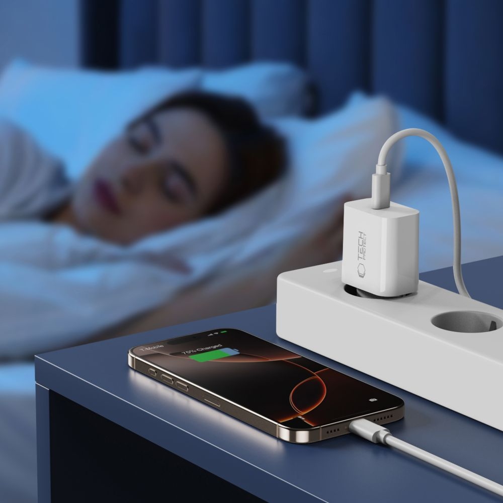 Tech-Protect NC20W síťová nabíječka PD 20W + USB-C/USB-C kabel – bílá