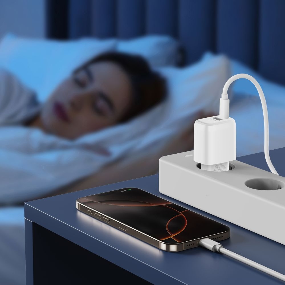 Tech-Protect NCA30 2-portová nabíječka PD 30W QC3.0 + Lightning kabel - bílá