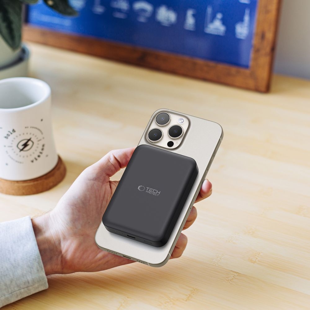 Tech-Protect PB11 LifeMag MagSafe powerbanka 10000 mAh 15W - černá