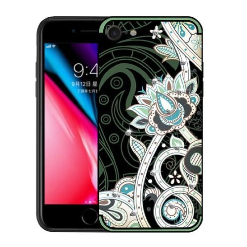 Unique zdobený gelový obal na iPhone 8 a iPhone 7 - zelený