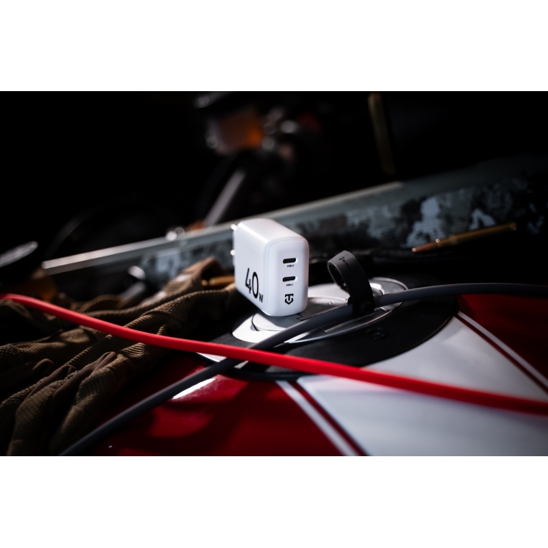 Tactical Base Plug Dual 40W White
