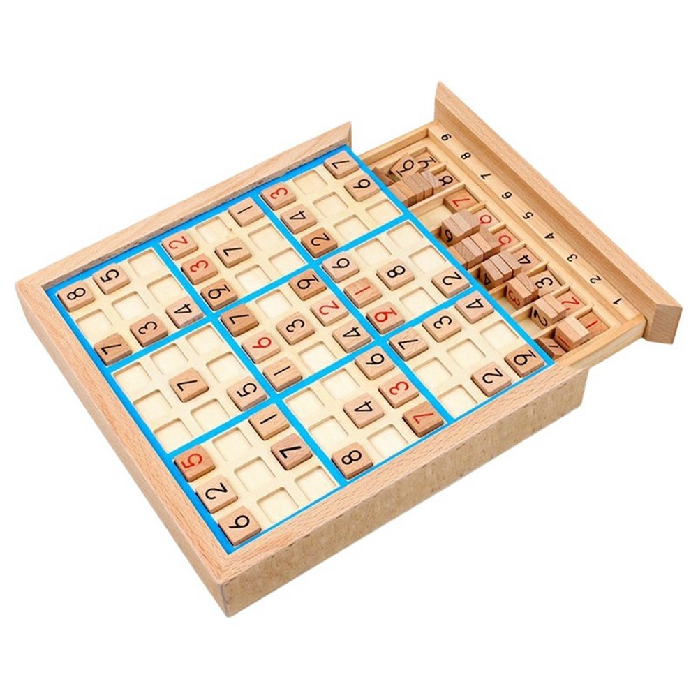 Dřevěné sudoku s čísly a úložnou zásuvkou